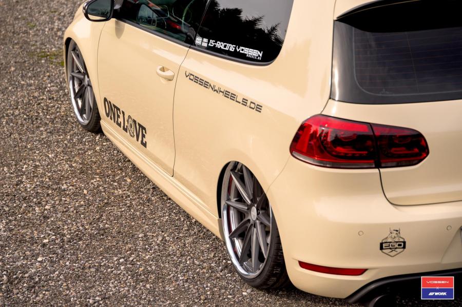 Детали экстерьера Volkswagen Golf GTi on Vossen Wheels (VWS-1) 2016 года  (фото 3 из 34)